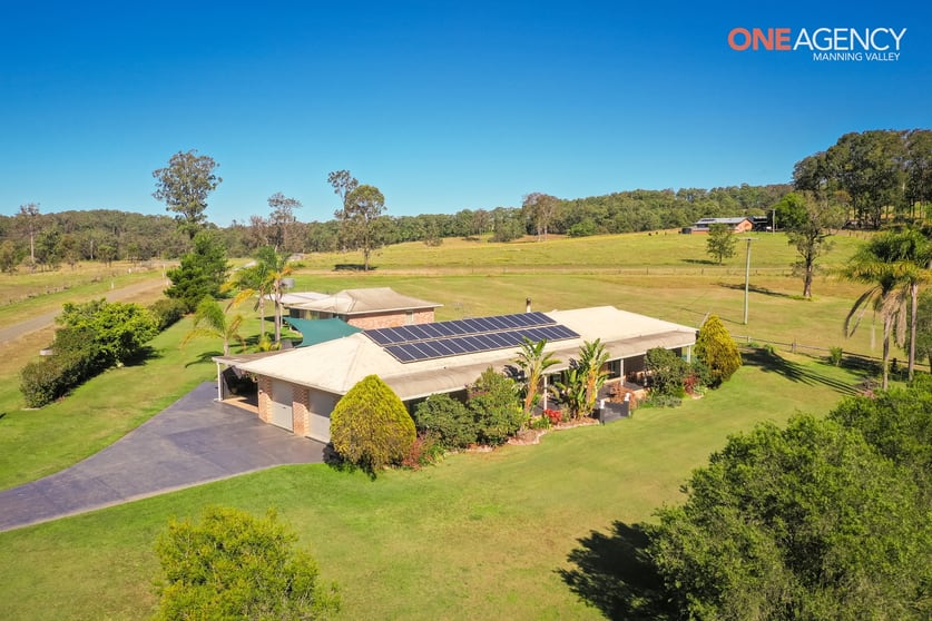 Click to view all images 12 Silky Oak Drive Mondrook NSW 2430 - Image 1