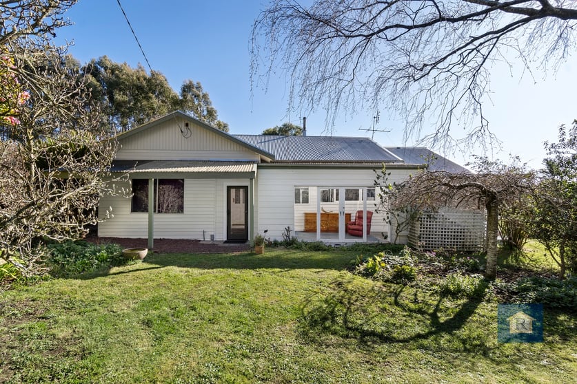 Click to view all images 155 Old Colac Road Beech Forest VIC 3237 - Image 3