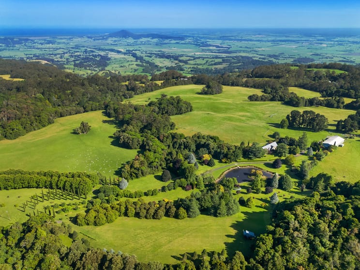 Click to view all images 801 Kangaroo Valley Road Bellawongarah NSW 2535 - Image 3