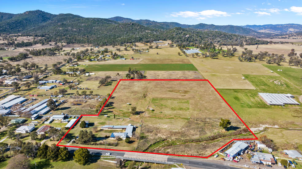 Click to view all images 4-6 Gill Street Moonbi NSW 2353 - Image 2