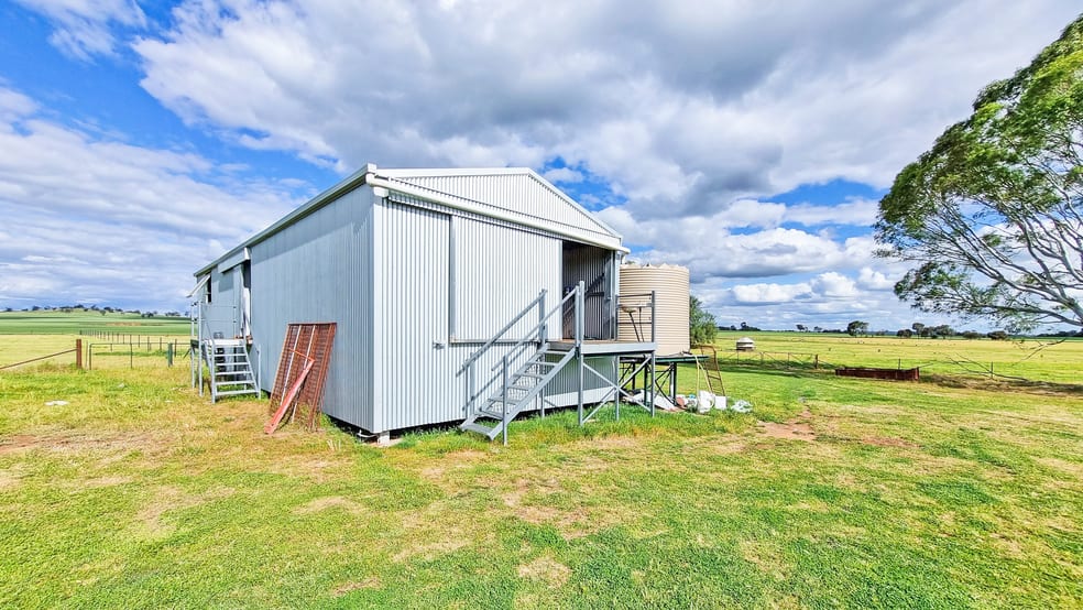 Click to view all images 71 Hamptons Lane Grenfell NSW 2810 - Image 3