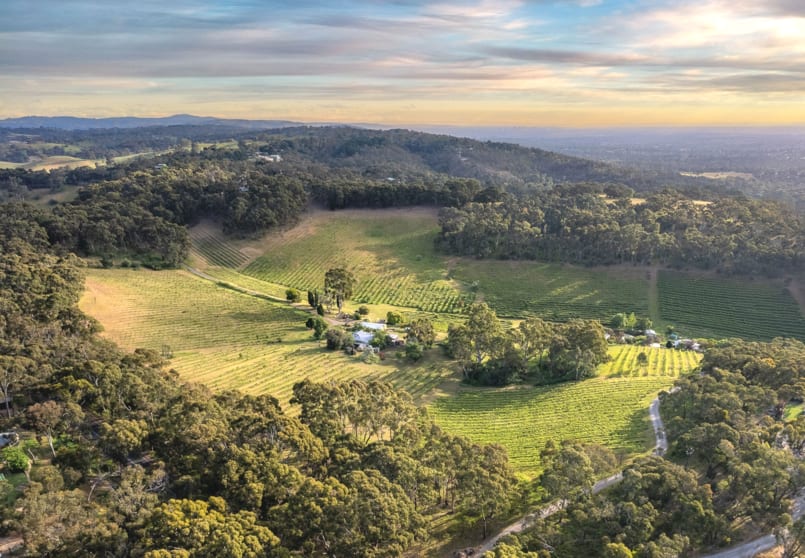Click to view all images 355 Range Road North Upper Hermitage SA 5131 - Image 1