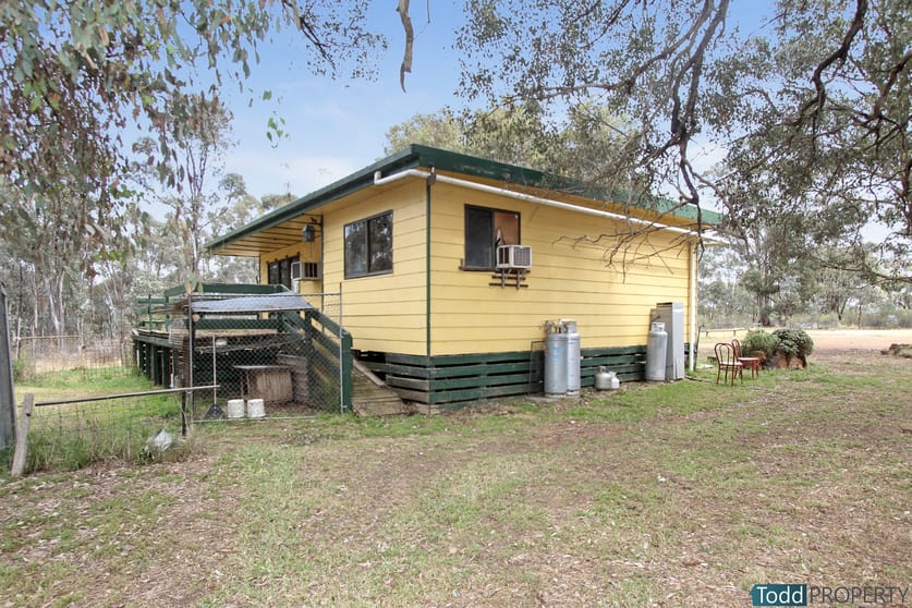 Click to view all images 88-90 Ralstons Lane Toolleen VIC 3551 - Image 2