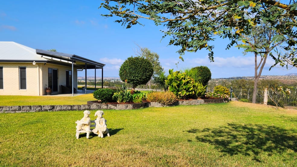 Click to view all images 264 Beronne Road Gayndah QLD 4625 - Image 2