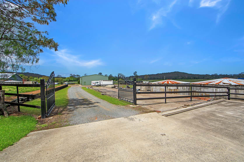 Click to view all images 315 Jilliby Road Jilliby NSW 2259 - Image 2