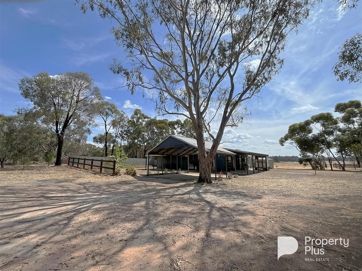Click to view all images 95 Lomas Road Goornong VIC 3557 - Image 1