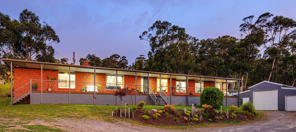 Click to view all images 123 Sheepstation Creek Road Yellingbo VIC 3139 - Image 1