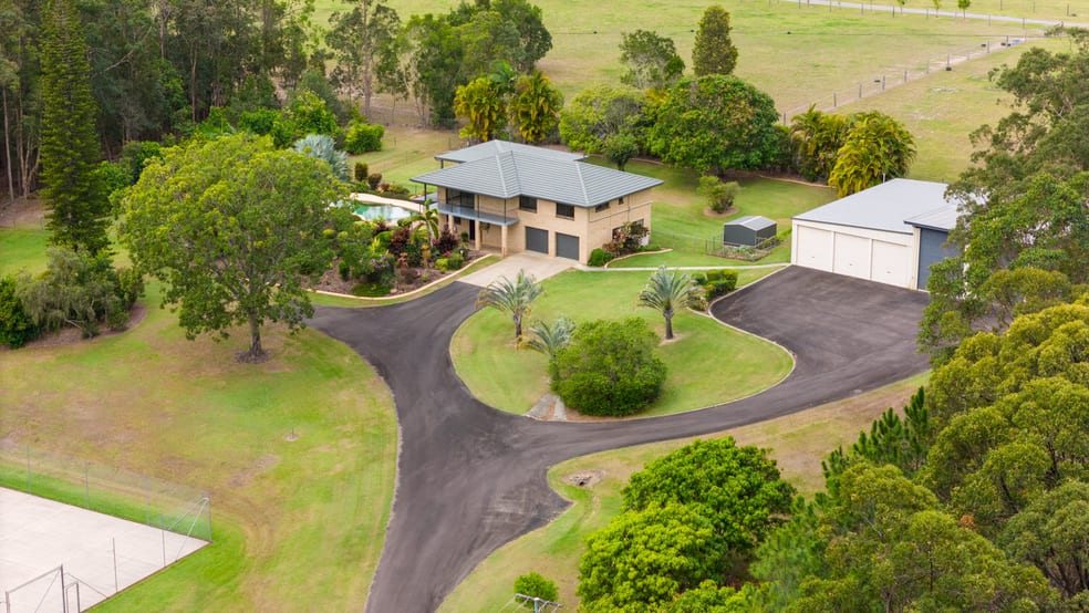 Click to view all images 81 Creightons Road Kulangoor QLD 4560 - Image 2