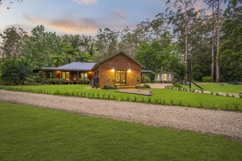 Click to view all images 75 Jillalla Drive King Creek NSW 2446 - Image 1
