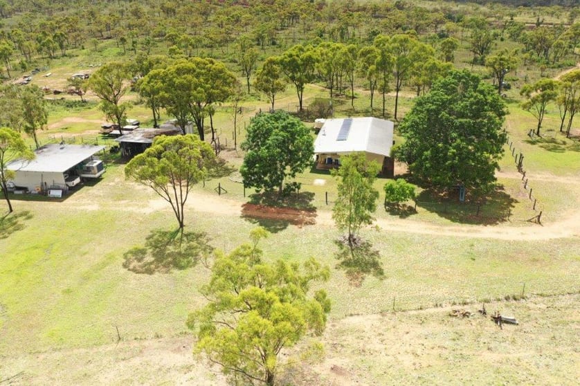 Click to view all images Hillcrest/20 Corral Road Black Jack QLD 4820 - Image 2
