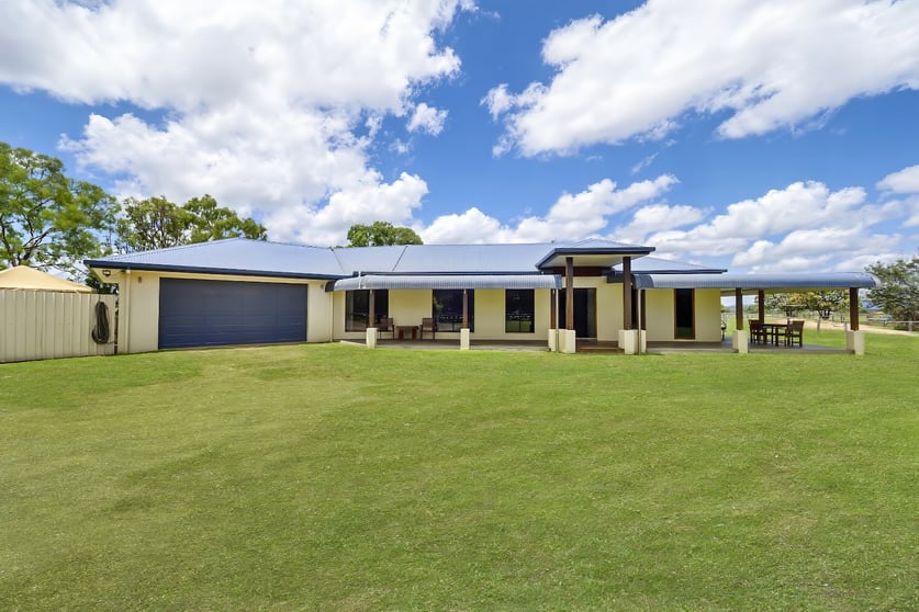 Click to view all images 92 Mines Road Mareeba QLD 4880 - Image 2