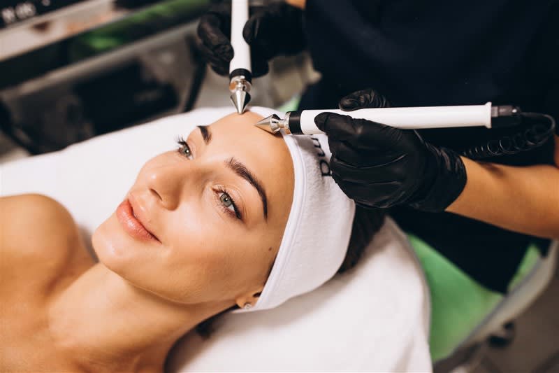 Click to view all images Beauty Salon business for sale in Henley Beach - Image 2
