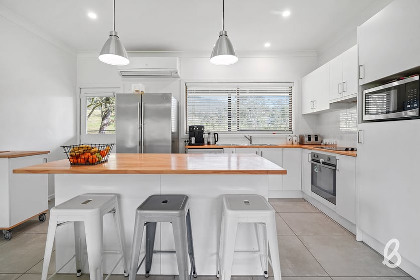 Click to view all images 313 Cranky Corner Road Glendon Brook NSW 2330 - Image 3