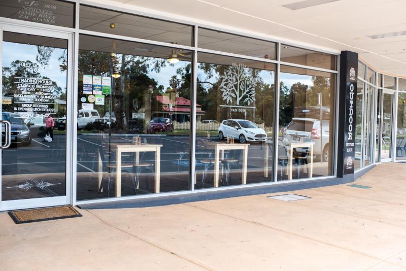 Click to view all images 14 George Street Heyfield VIC 3858 - Image 3
