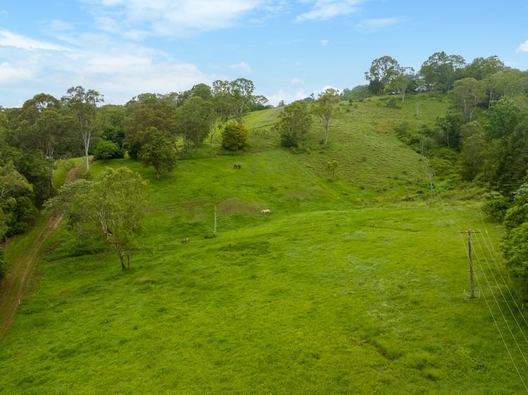 22 Mcmullen Road Brookfield QLD 4069 - Image 2
