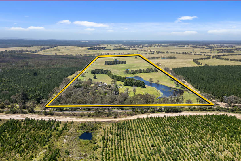 Click to view all images 1184 Munro-Stockdale Road Stockdale VIC 3862 - Image 1
