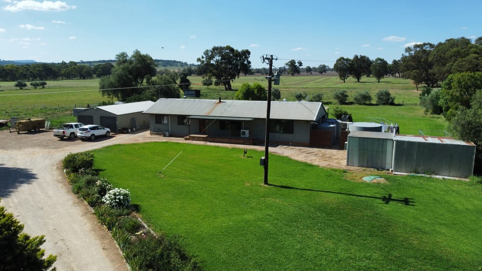 30 Brookman Road Canowindra NSW 2804 - Image 2