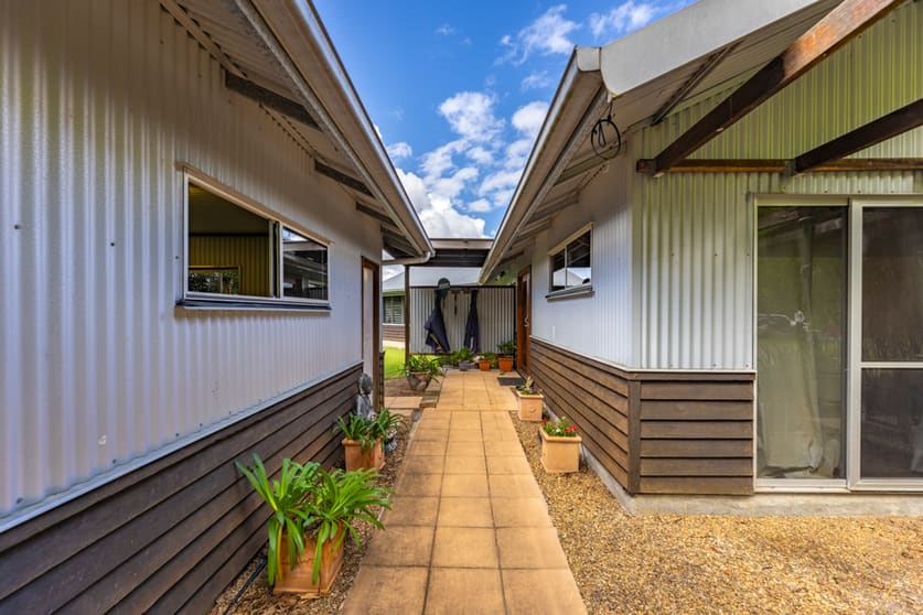 Click to view all images 70-94 Banyak Suka Drive Delaneys Creek QLD 4514 - Image 3