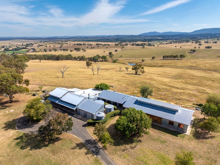 Click to view all images 747 Tarana Road Brewongle NSW 2795 - Image 1