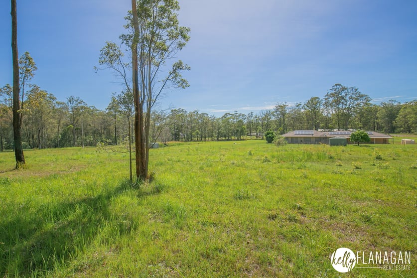 Click to view all images 121 Spooners Avenue Greenhill NSW 2440 - Image 1