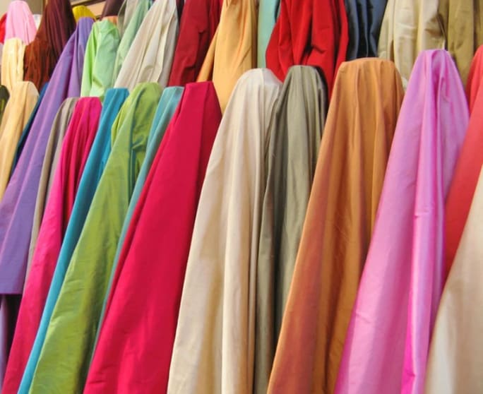 Click to view all images Retailer business for sale in QLD - Image 1