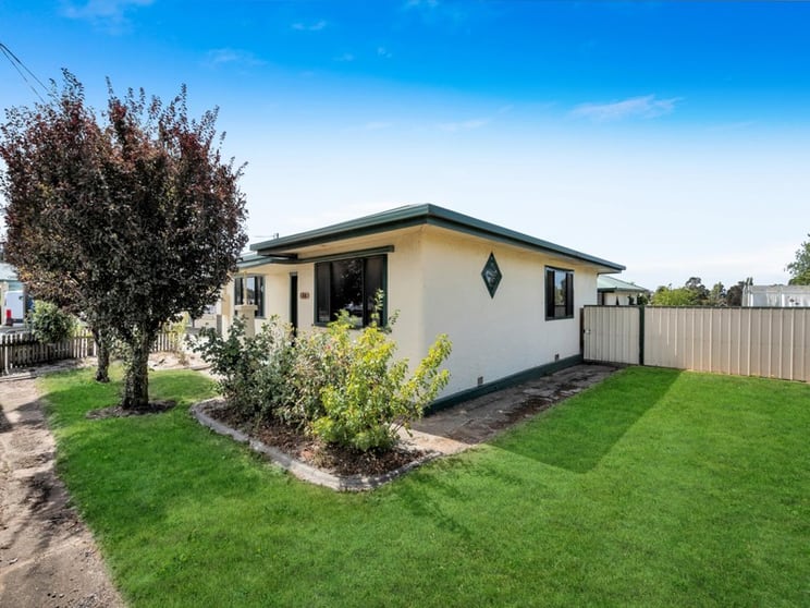Click to view all images 23 Elizabeth Street Bracknell TAS 7302 - Image 3