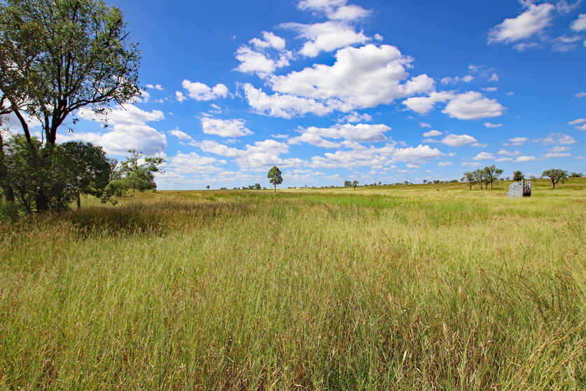 Click to view all images Holmes Road Camboon QLD 4719 - Image 2