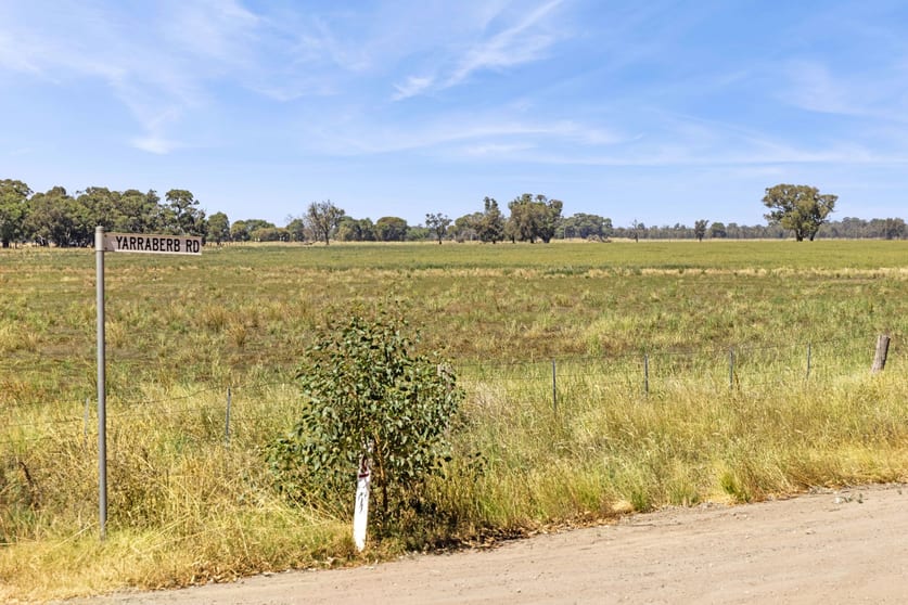 Click to view all images CA 1 Loddon Valley Highway Yarraberb VIC 3516 - Image 3