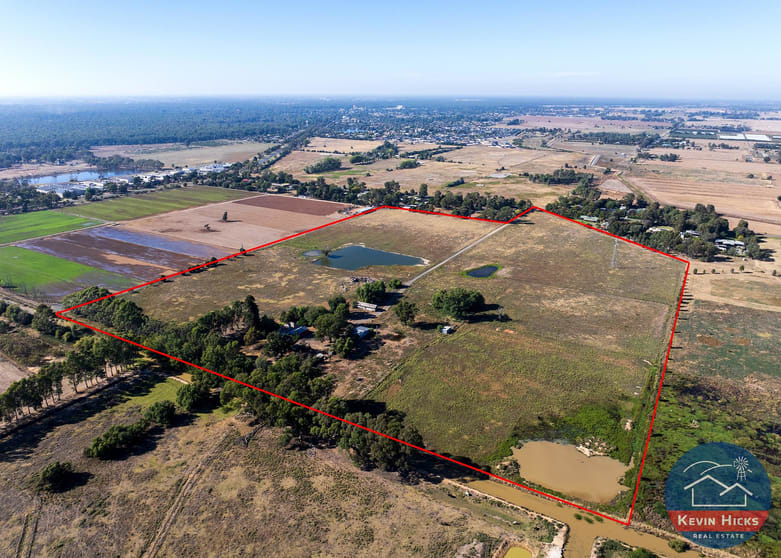 Click to view all images 34 Cornish Road Mooroopna VIC 3629 - Image 2