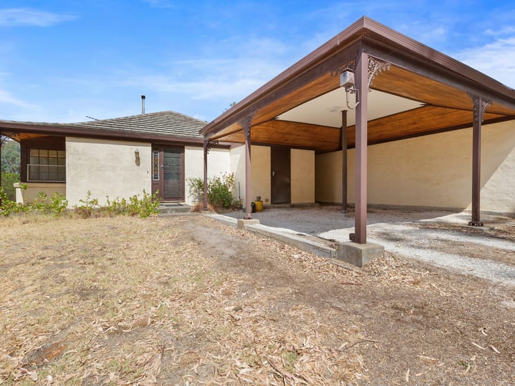 Click to view all images 5 Williamstown Road Springton SA 5235 - Image 2
