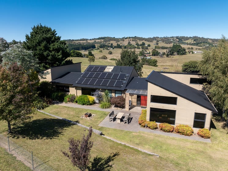 Click to view all images "Willoway" 201 Baileys Lane Oberon NSW 2787 - Image 1