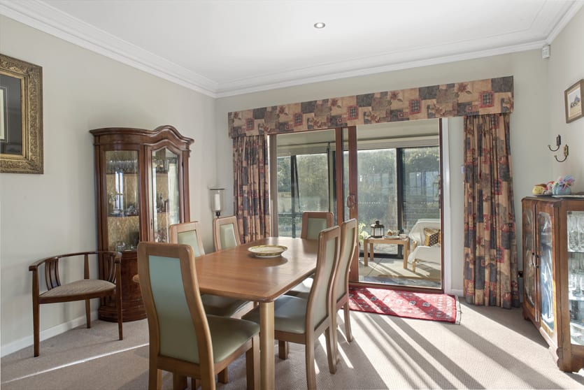Click to view all images 1527 Jenolan Caves Road Hampton NSW 2790 - Image 3