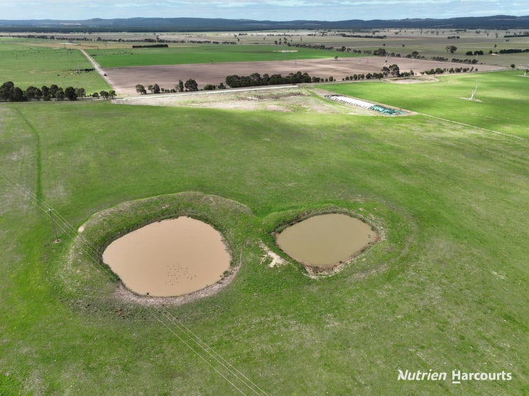 Click to view all images CA 200 & 200 B Colliers Lane Flynn VIC 3844 - Image 2