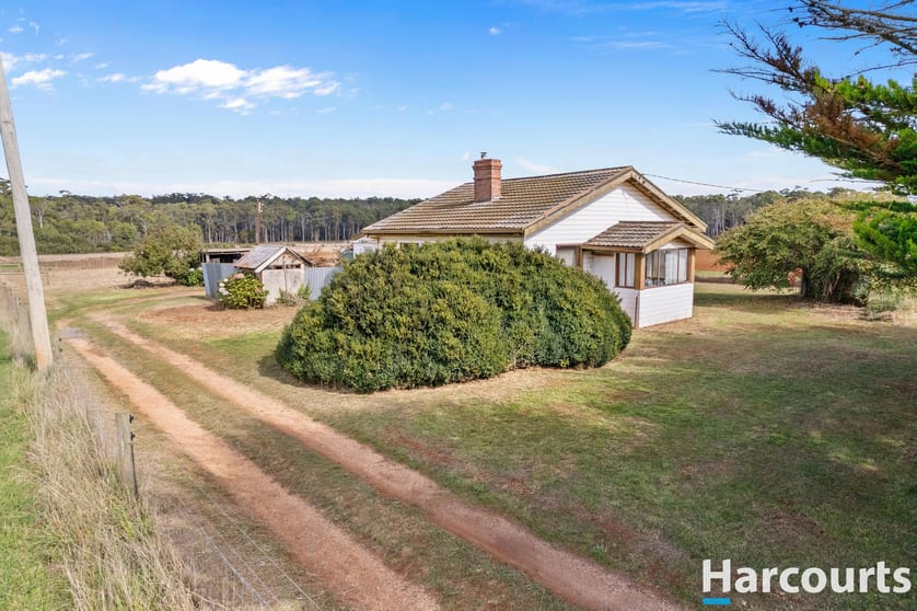 Click to view all images 5945 Frankford Road Wesley Vale TAS 7307 - Image 3
