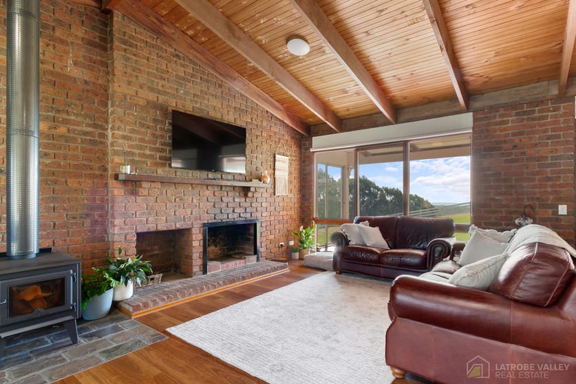 Click to view all images 86 Powers Hill Road Willung South VIC 3847 - Image 2