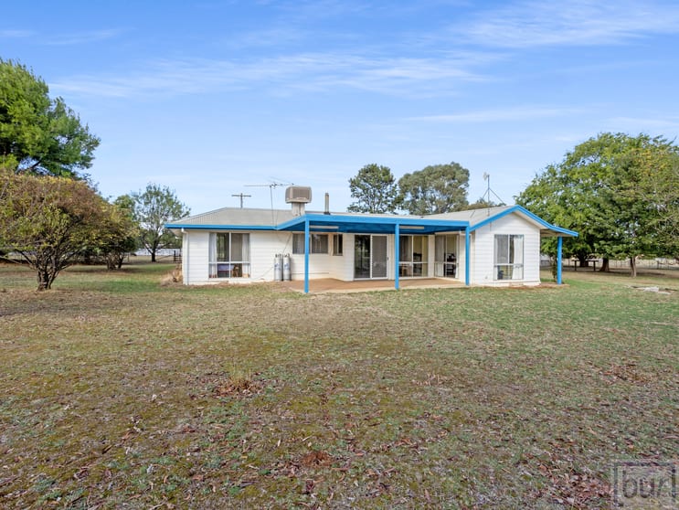 Click to view all images 111 Corona Road Corowa NSW 2646 - Image 3