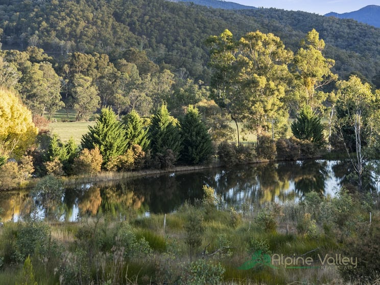 Click to view all images 759 Mountain Creek Road Tawonga VIC 3697 - Image 3
