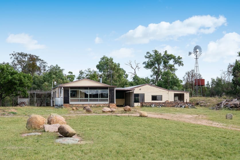 Click to view all images 1268 Spring Creek Road Mudgee NSW 2850 - Image 3
