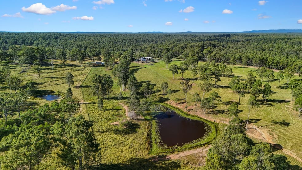 Click to view all images 785 Rainbows Road Kullogum QLD 4660 - Image 2