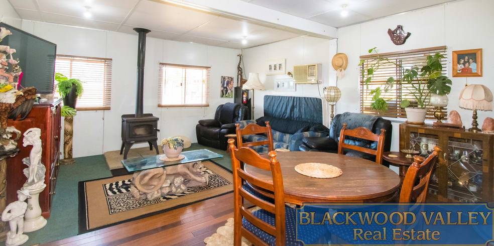 Click to view all images 186 Blechynden Road Dinninup WA 6244 - Image 3