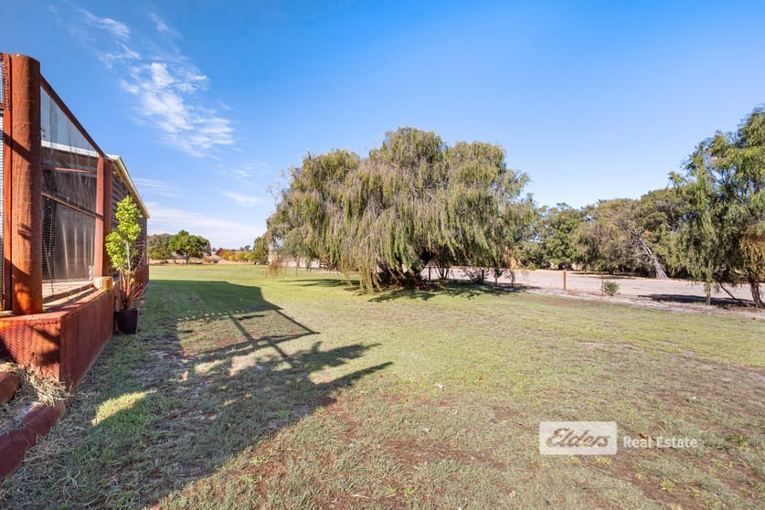 Click to view all images 156 Gavins Road Capel WA 6271 - Image 2