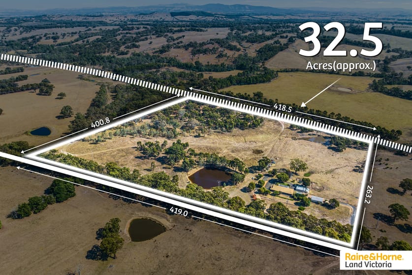 Click to view all images 575 Dry Creek Road Kilmore VIC 3764 - Image 2