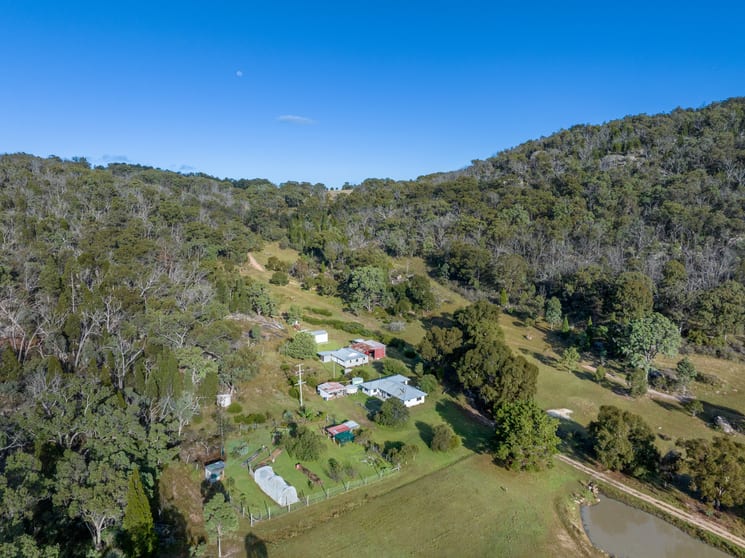 Click to view all images 113 Wrens Lane Wyberba QLD 4382 - Image 2
