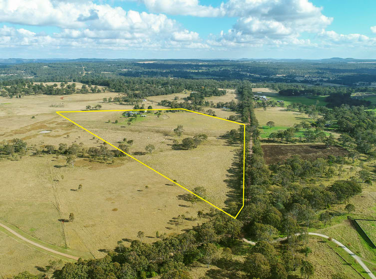 Click to view all images 118 Perkins Flat Road Geham QLD 4352 - Image 2