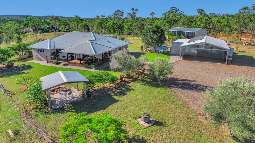 Click to view all images 12 Wooderson Road Wooderson QLD 4680 - Image 1