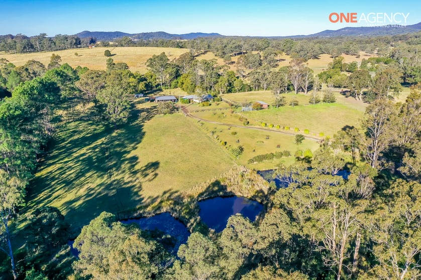 Click to view all images 67 Red Gully Road Burrell Creek NSW 2429 - Image 2