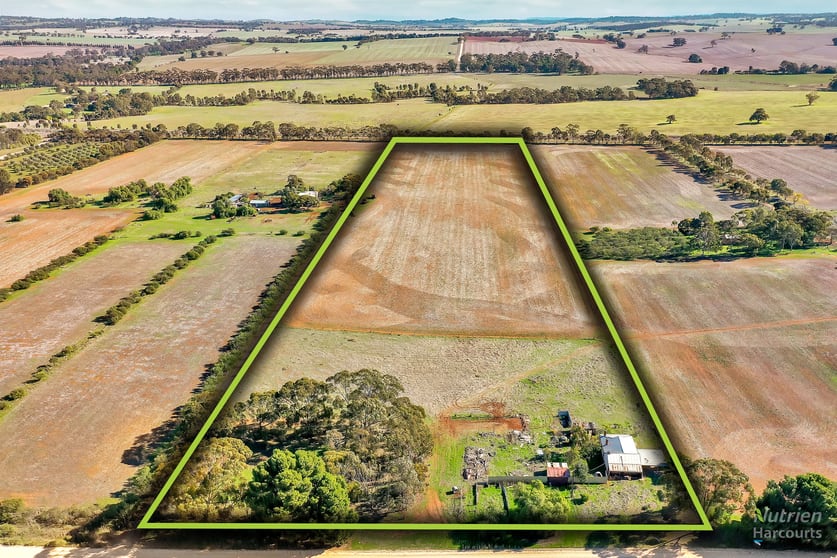 Click to view all images 209 Blocks Road Riverton SA 5412 - Image 1