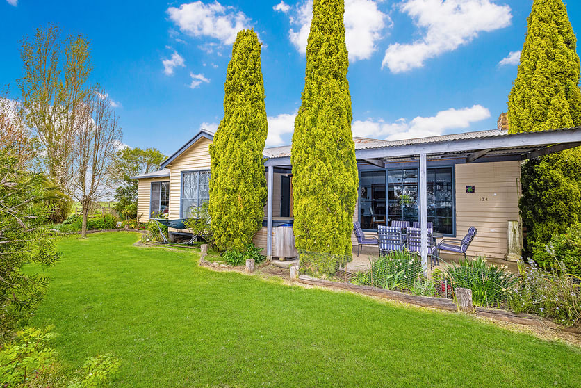 Click to view all images 124 Jaffrays Road Wallacedale VIC 3303 - Image 1