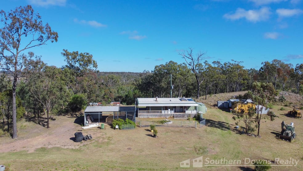Click to view all images 1126 Big Hill Road Thanes Creek QLD 4370 - Image 2