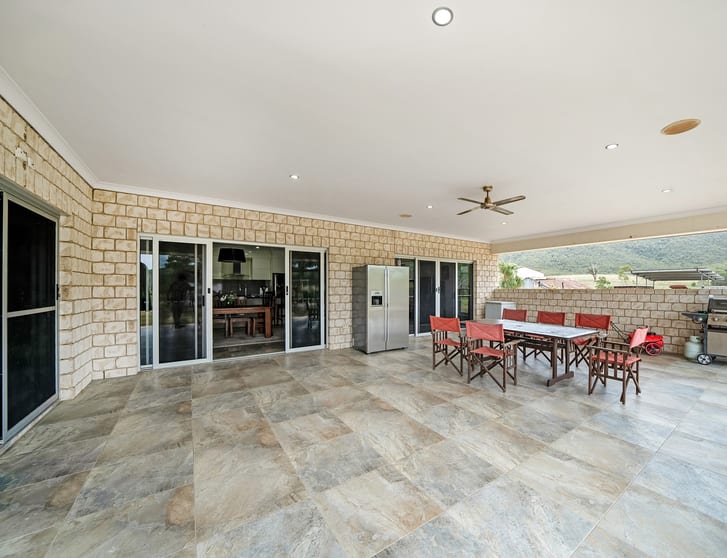 537 Hallorans Road Mount Tom QLD 4677 - Image 2